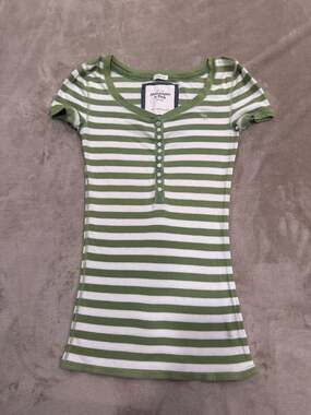 Vintage Abercrombie & Fitch Y2K Green Striped Henley Short Sleeve Baby Tee SIZE